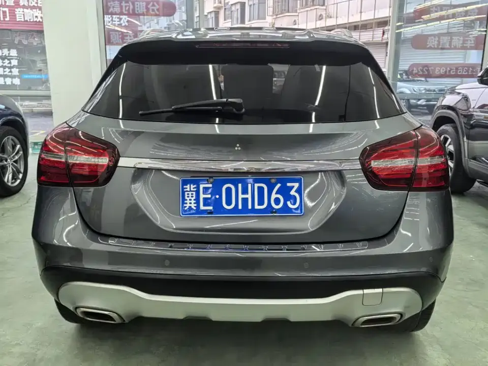 Mercedes-Benz GLA