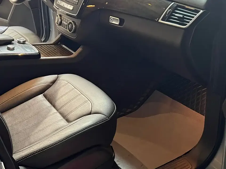 Mercedes-Benz GLE (Import)