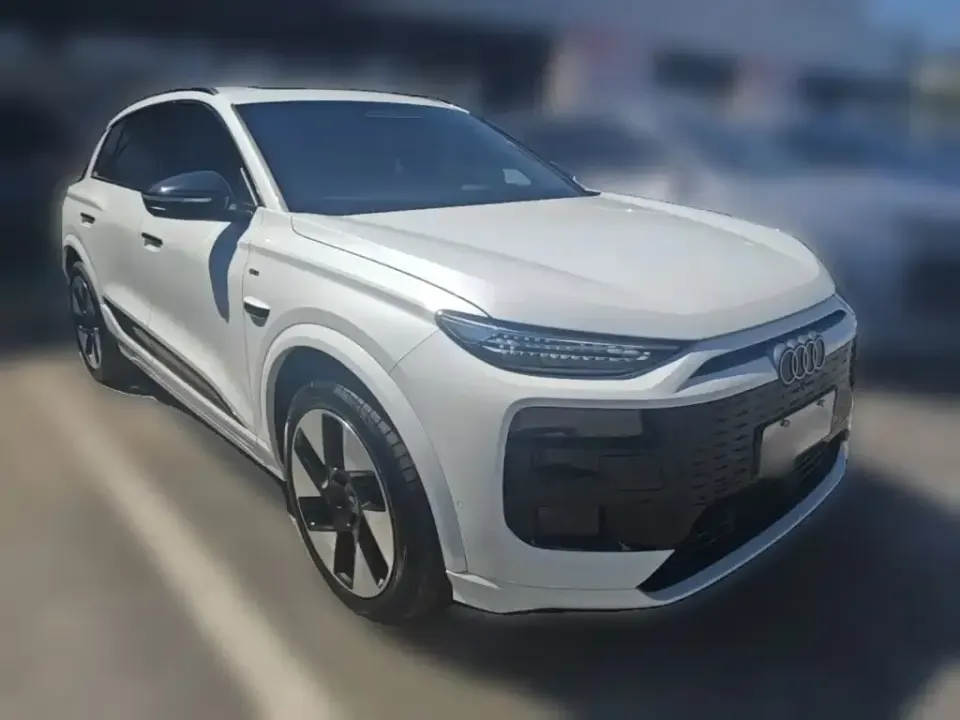 Audi Q6L e-tron
