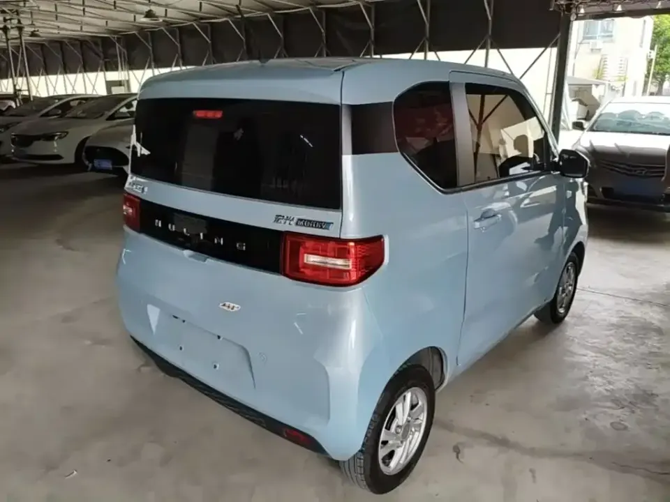Wuling MINIEV