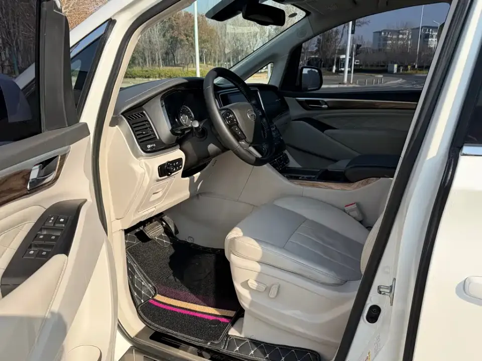 GAC Trumpchi M8