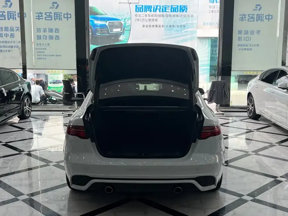 Jaguar XEL