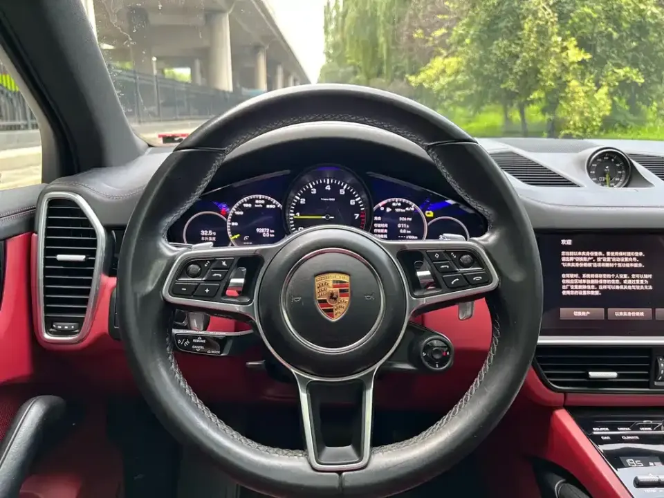 Porsche Cayenne Hybrid