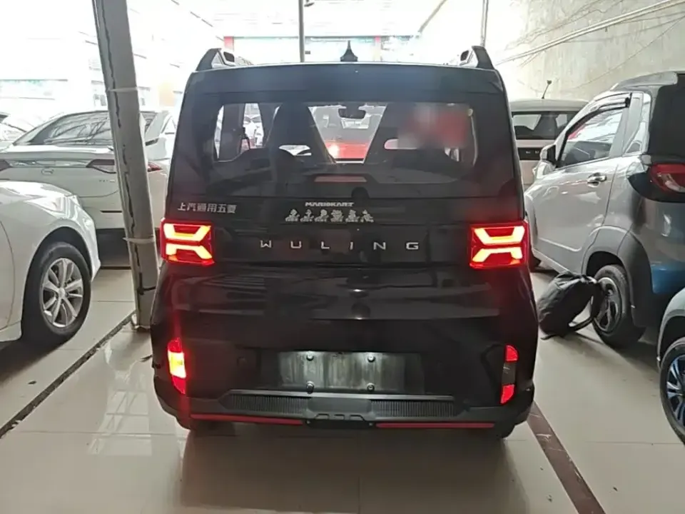 Wuling MINIEV
