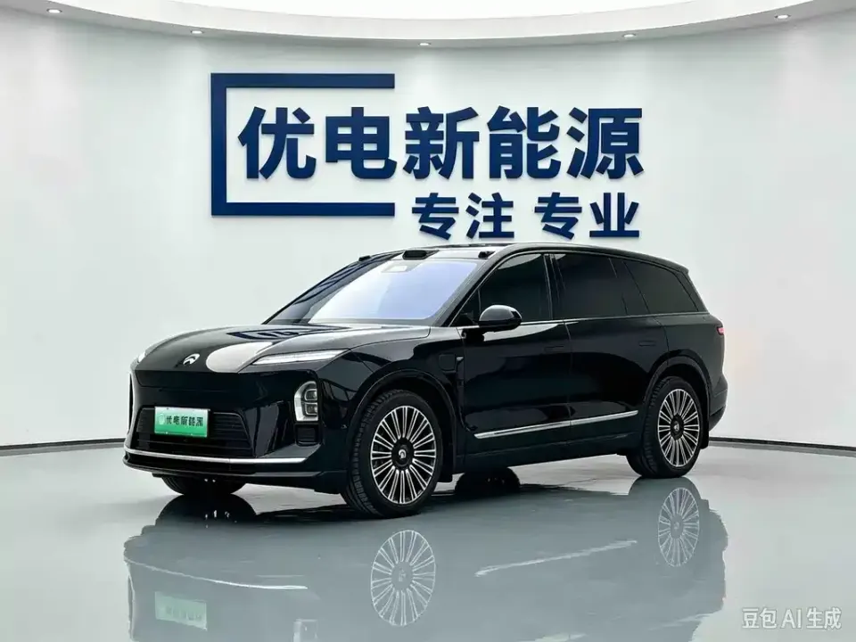 Nio ES8