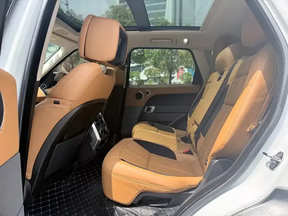 Land Rover Sport