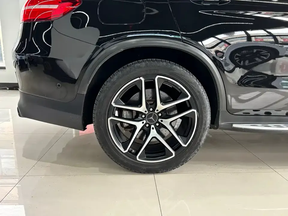 Mercedes-Benz GLC Coupe AMG