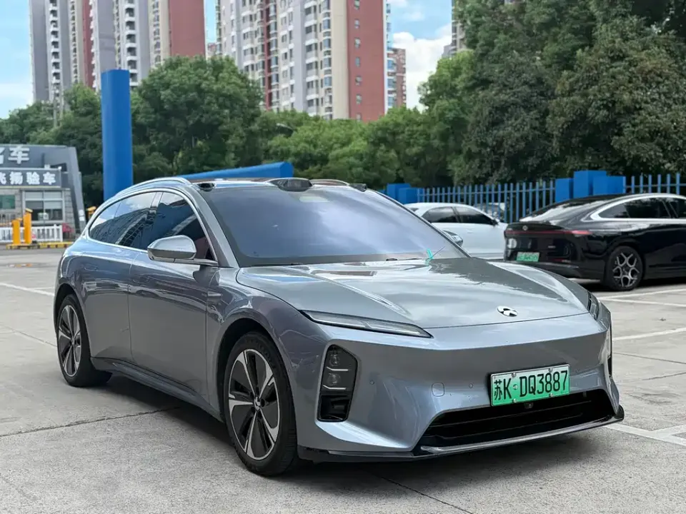 Nio ET5T