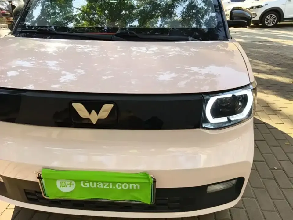 Wuling MINIEV