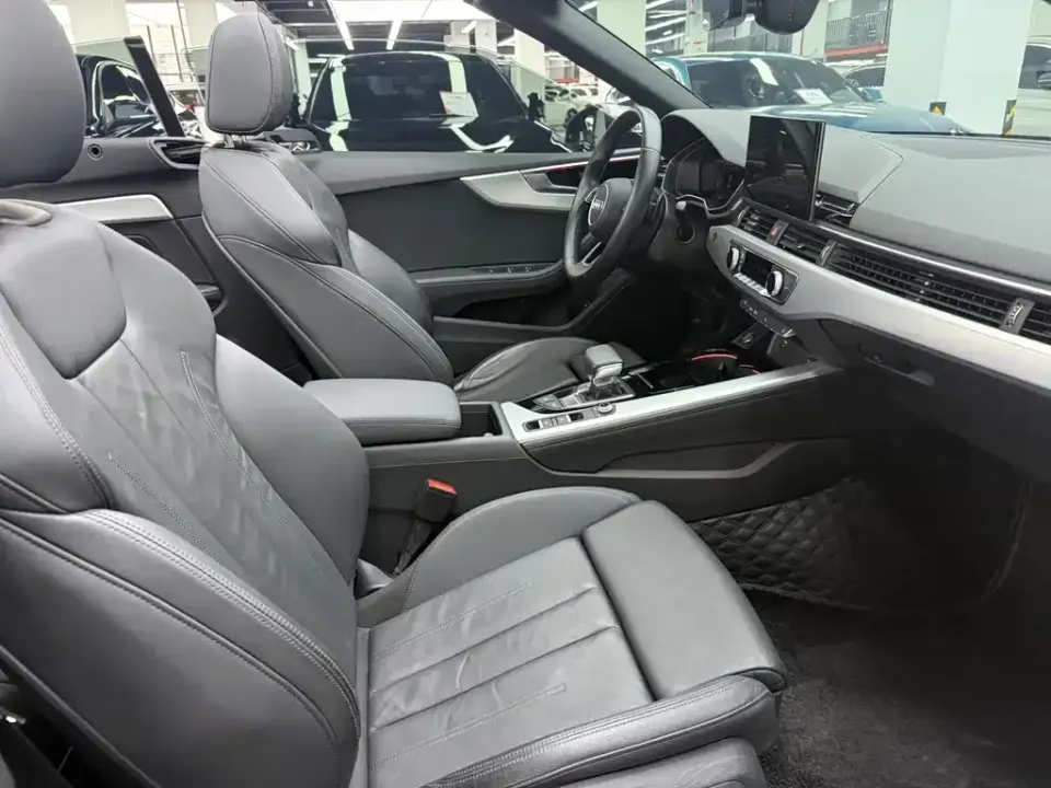 Audi A5 (Import)