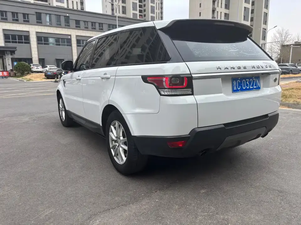 Land Rover Sport
