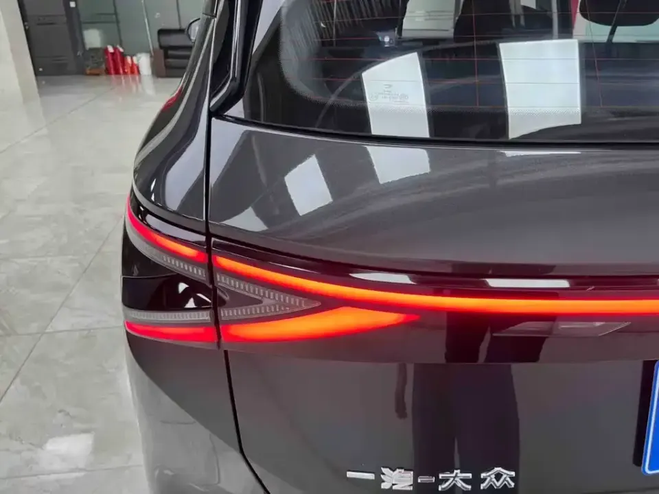 Jetta VS8