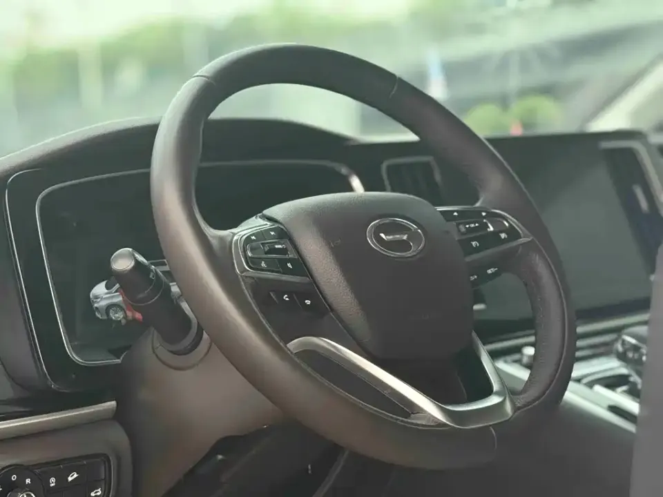 GAC Trumpchi M8