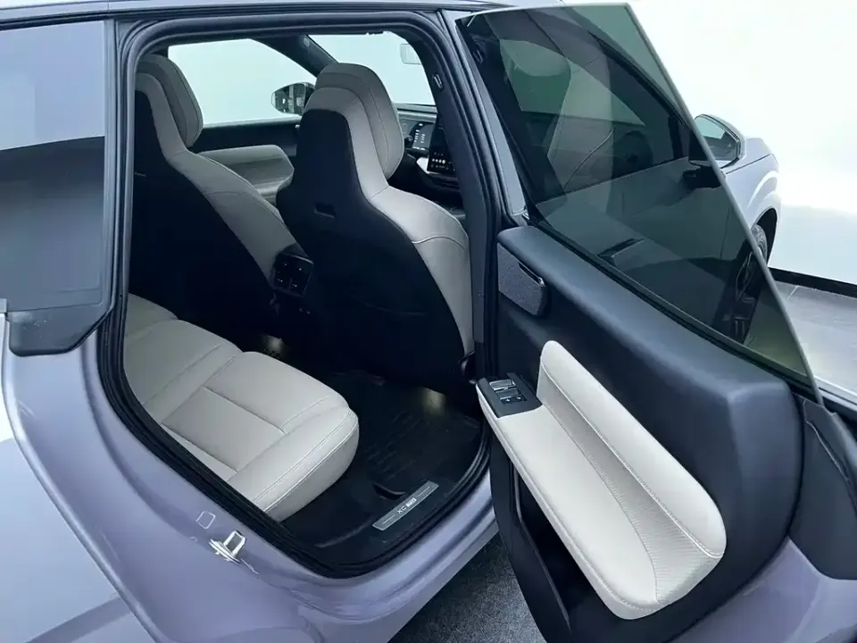 Volvo XC70 PHEV