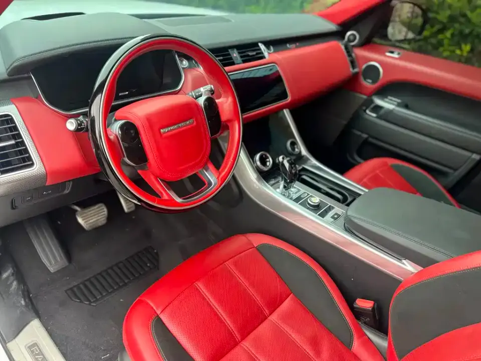Land Rover Sport
