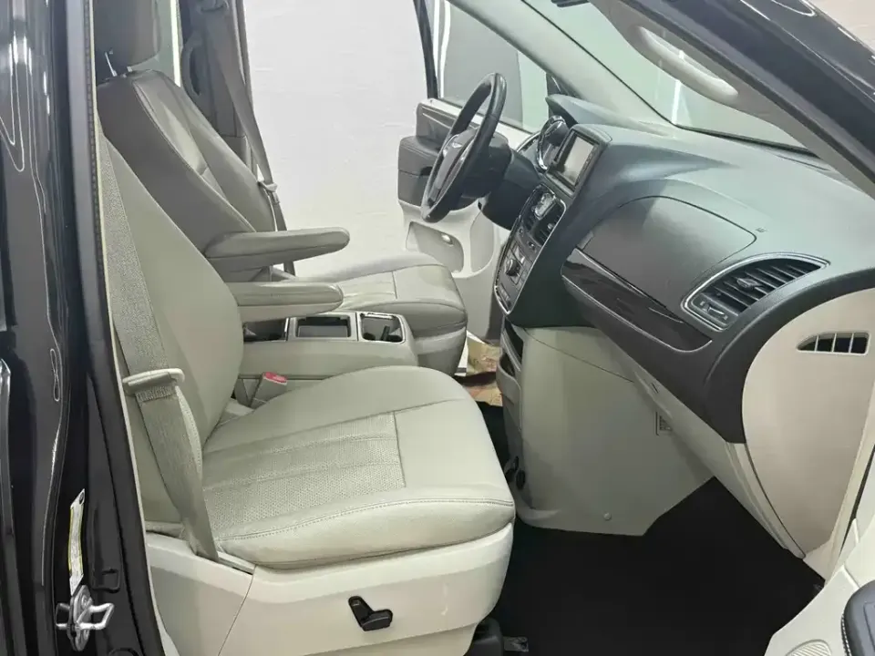 Chrysler Grand Voyager (Import)
