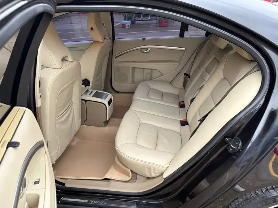 Volvo S80L