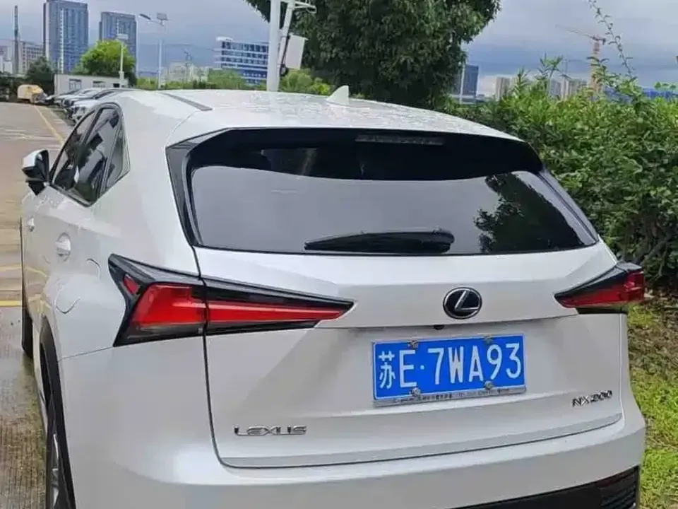 Lexus NX