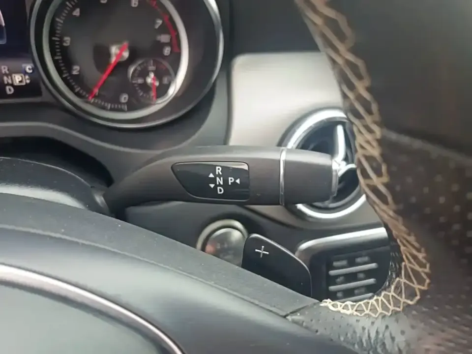 Mercedes-Benz CLA (Import)