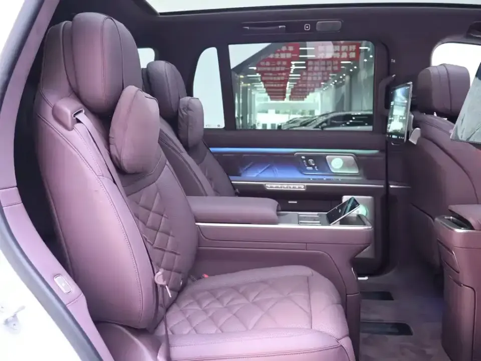 Nio ES9