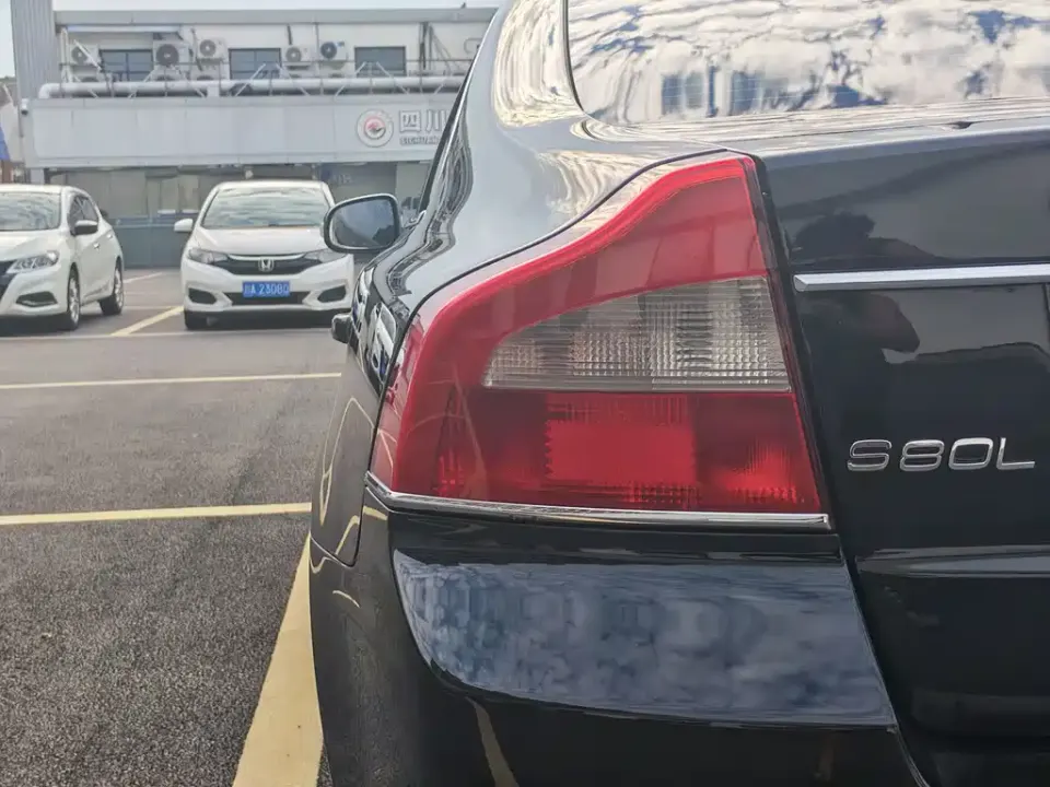 Volvo S80L