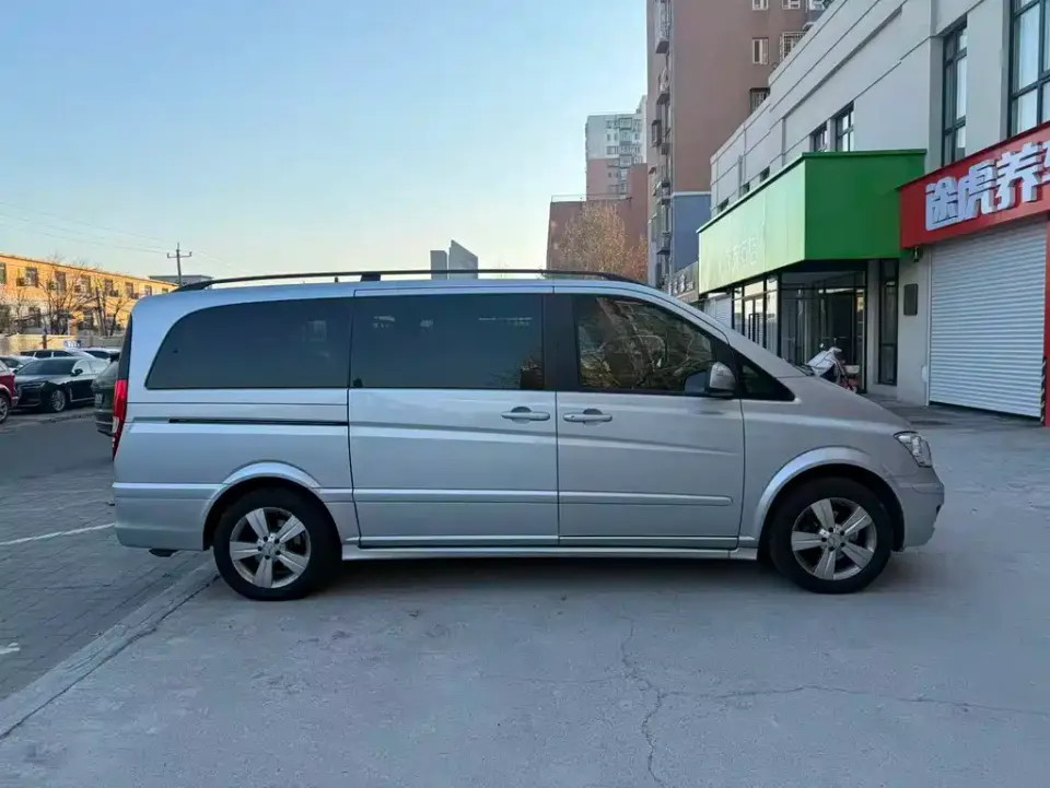 Mercedes-Benz Viano