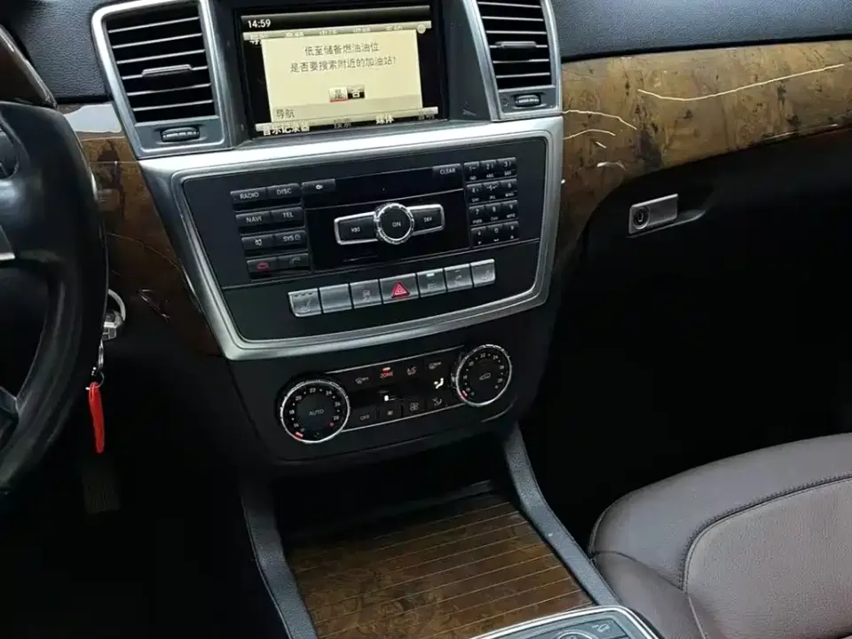 Mercedes-Benz M-Class