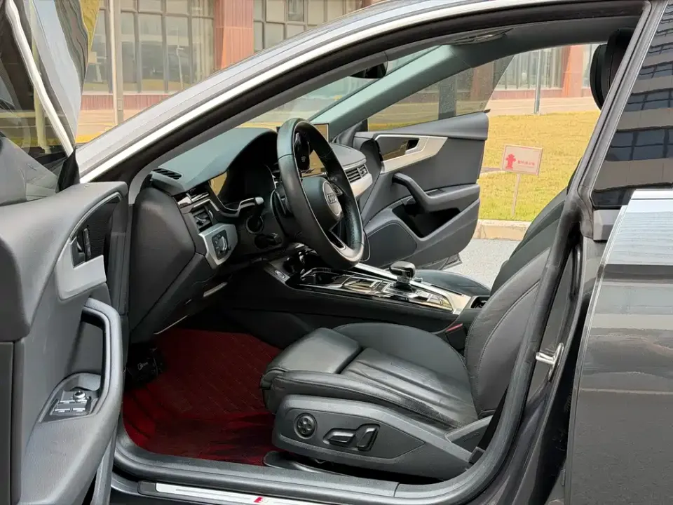 Audi A5 (Import)