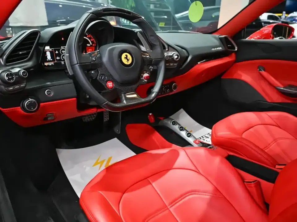 Ferrari 488