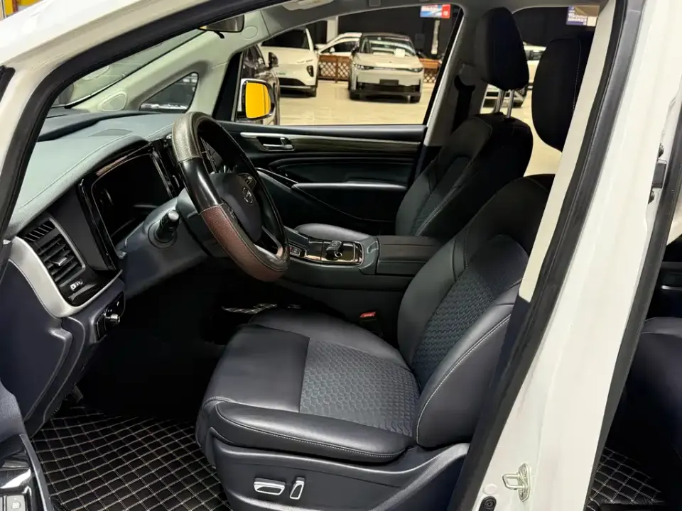 GAC Trumpchi M8
