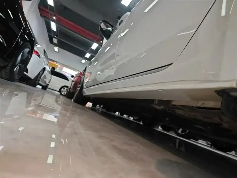 Jaguar XEL