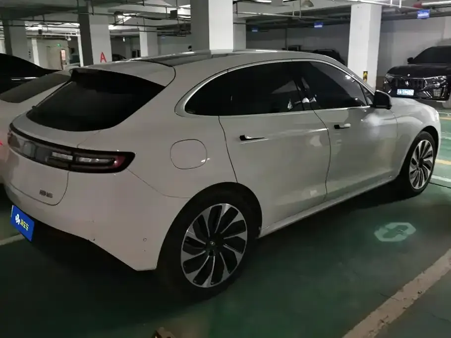 AITO AITO M5