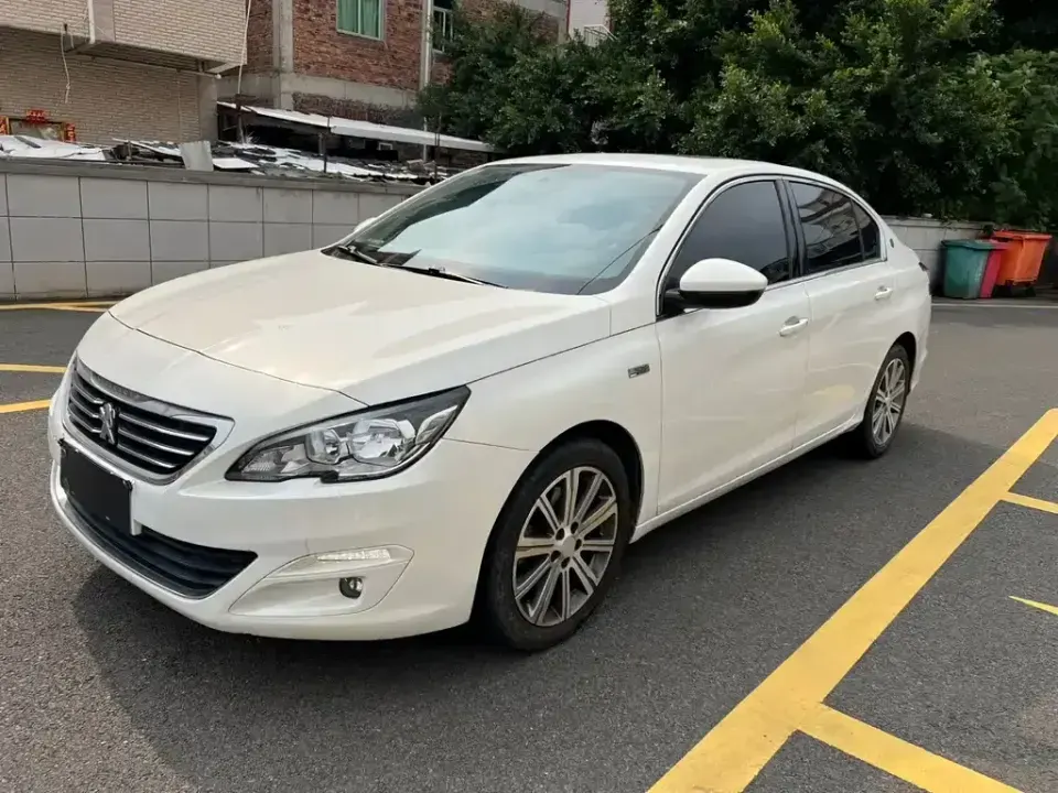 Peugeot 408