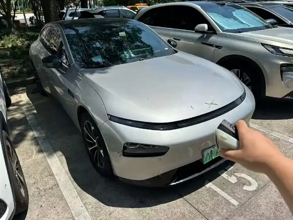 Xpeng P7