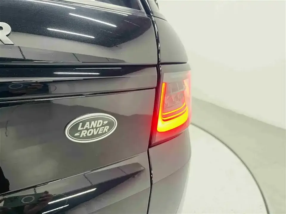 Land Rover Sport