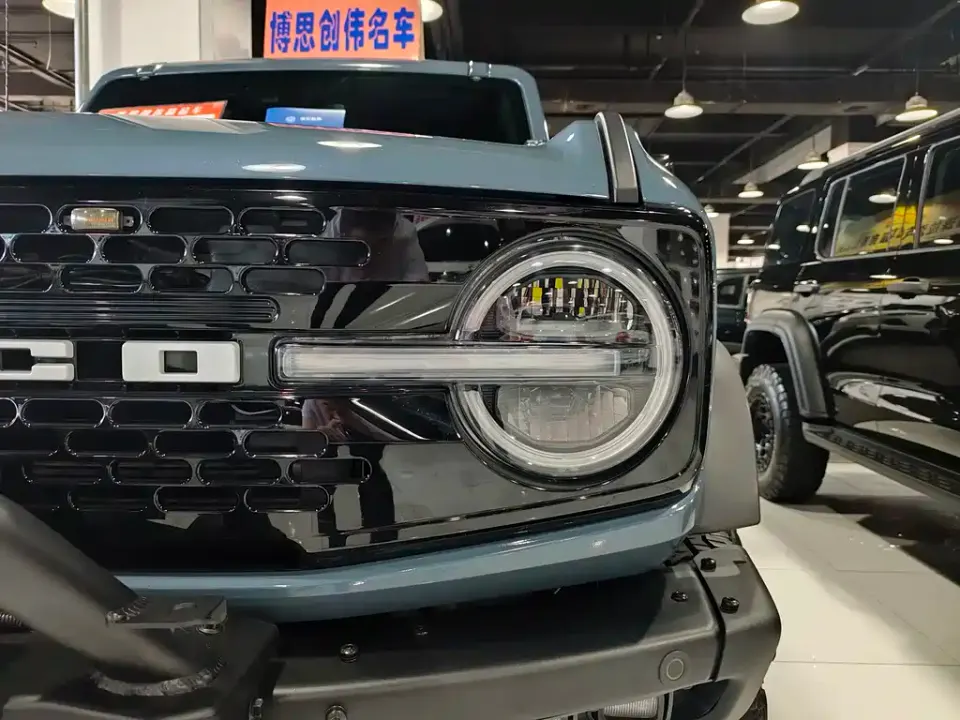 Ford Bronco