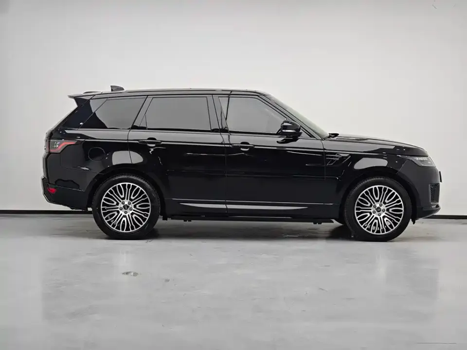 Land Rover Sport