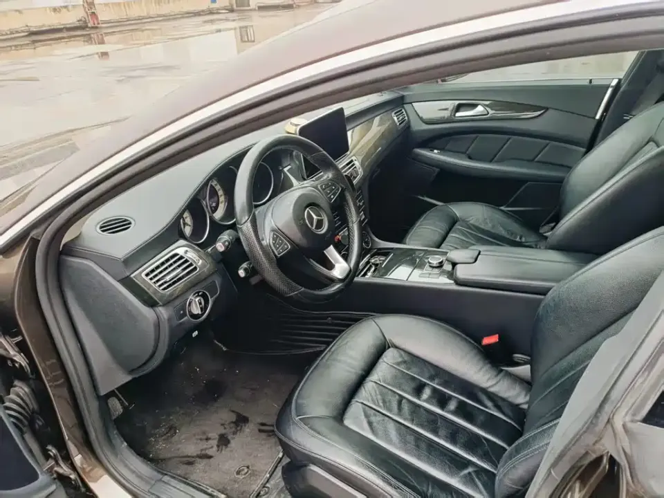 Mercedes-Benz CLS
