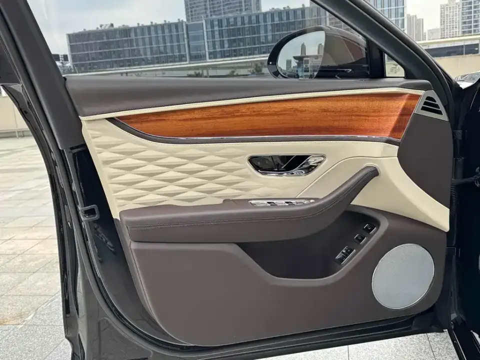 Bentley Flying Spur PHEV