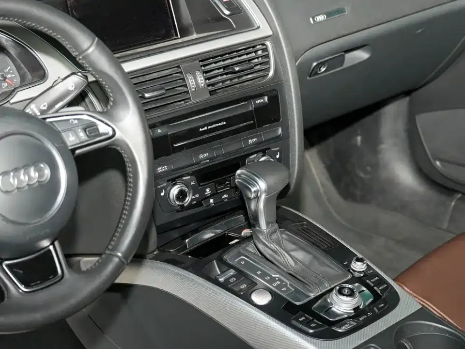 Audi A5 (Import)