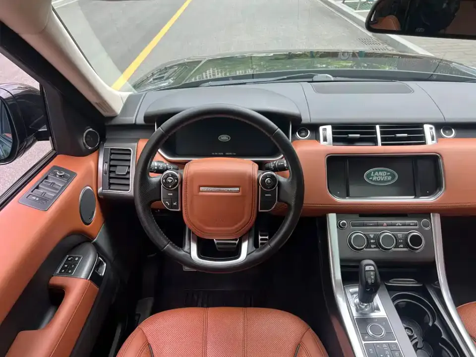 Land Rover Sport