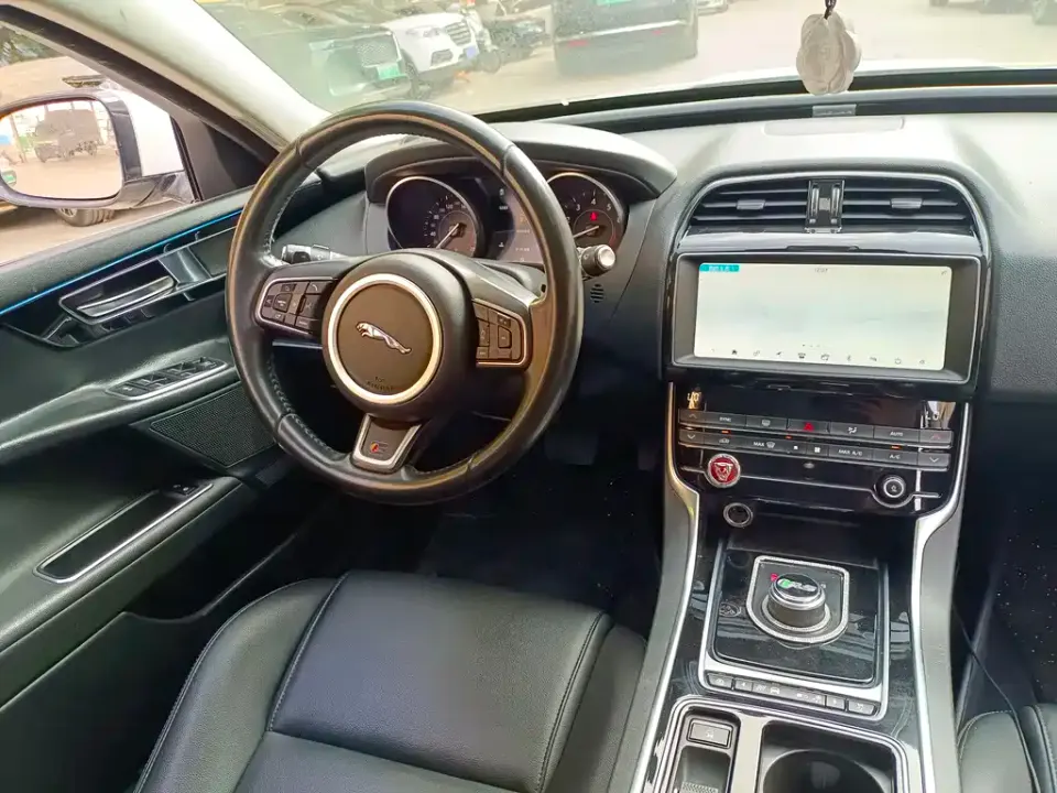 Jaguar XEL