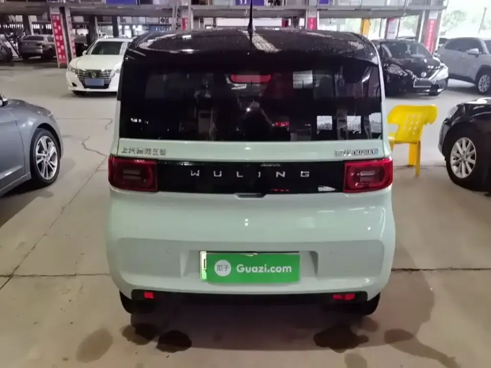 Wuling MINIEV