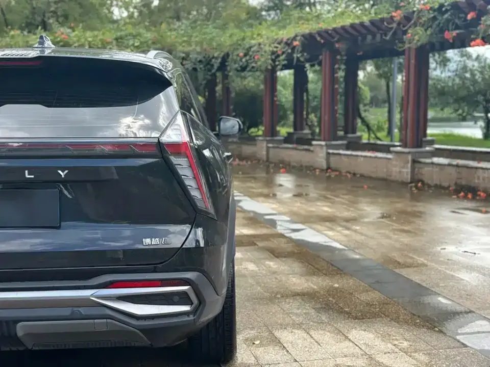 Geely Boyue L