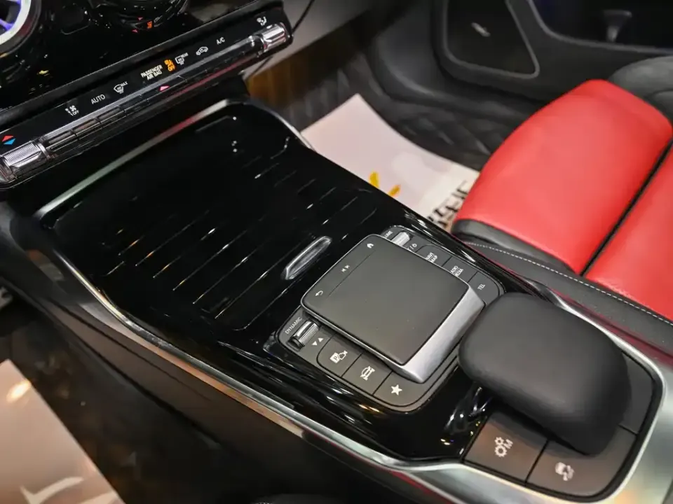 Mercedes-Benz CLA AMG