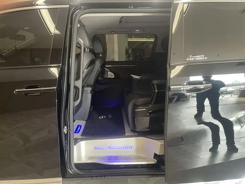 GAC Trumpchi M8
