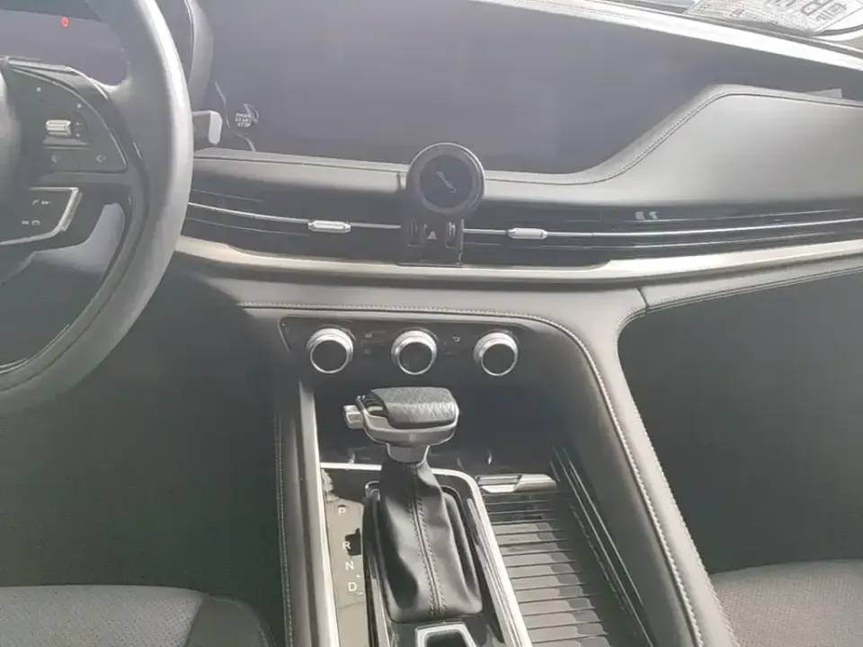 Changan CS95