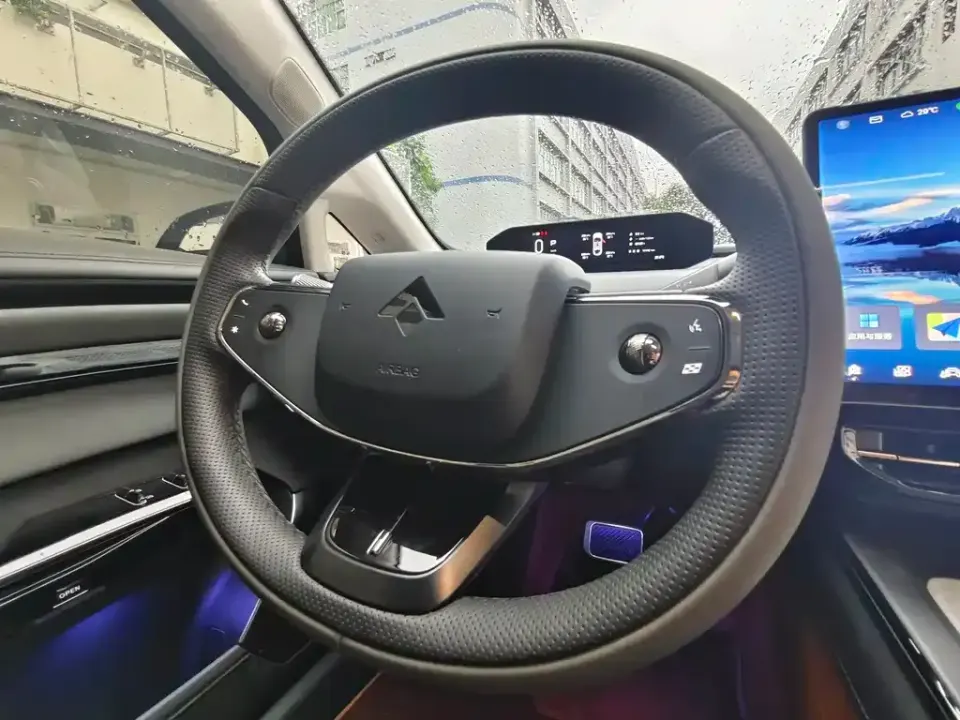 Hyper GT