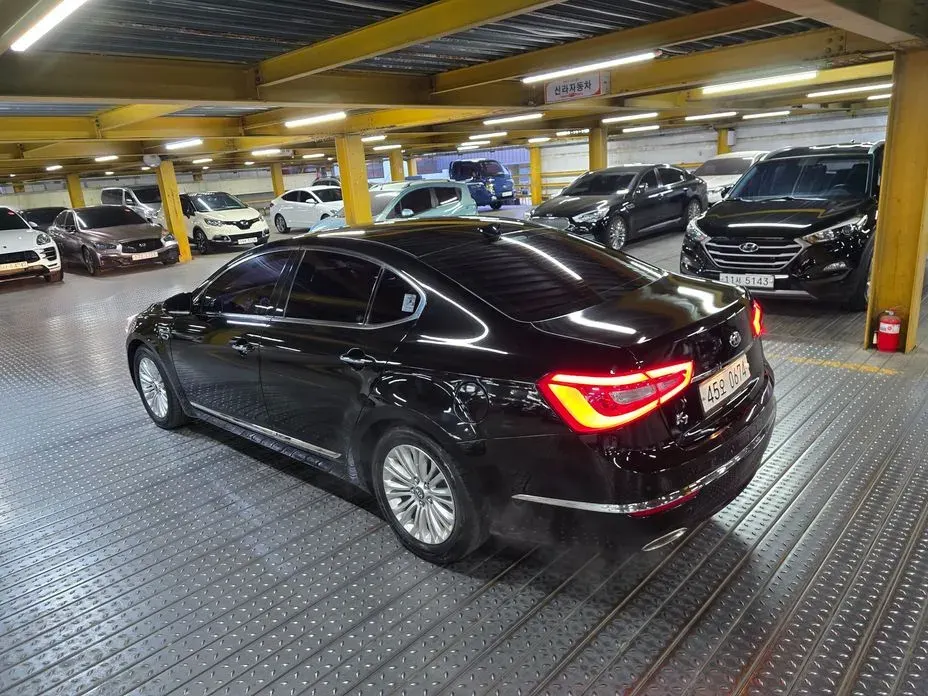 Kia K7