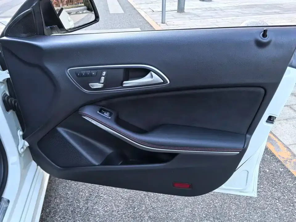 Mercedes-Benz CLA (Import)